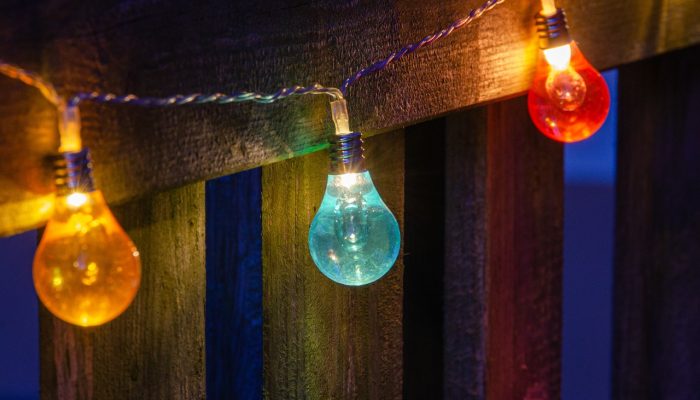 Lampu Tali dan Keunggulannya untuk Desain Pesta yang Estetik