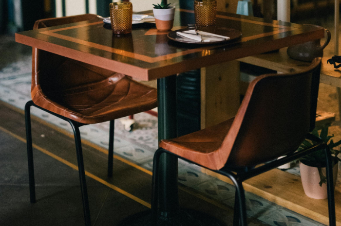 7 rekomendasi kursi bar