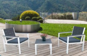 cara merawat kursi taman