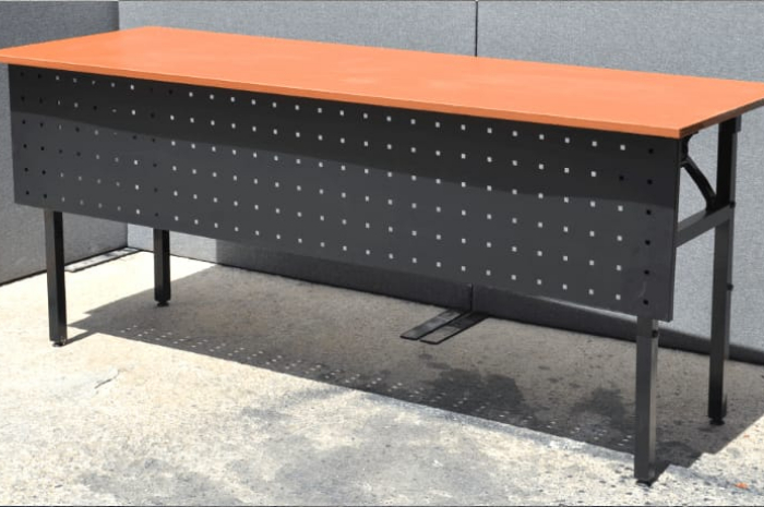 ukuran ideal meja ibm