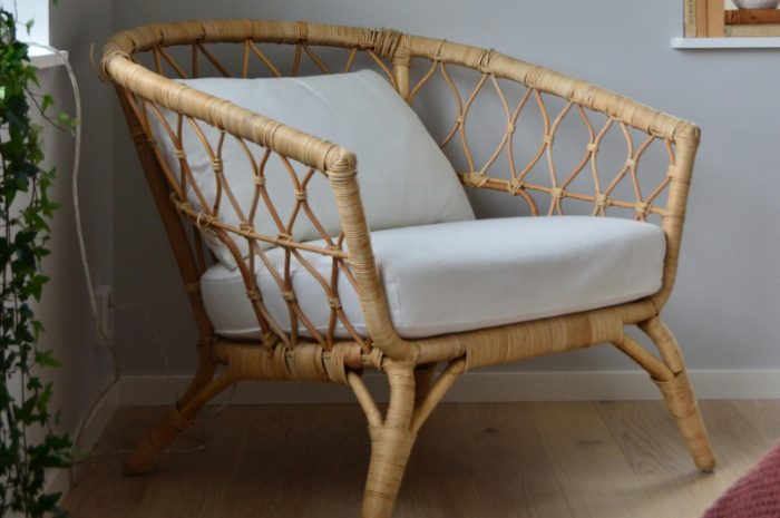 cara pilih kursi kayu