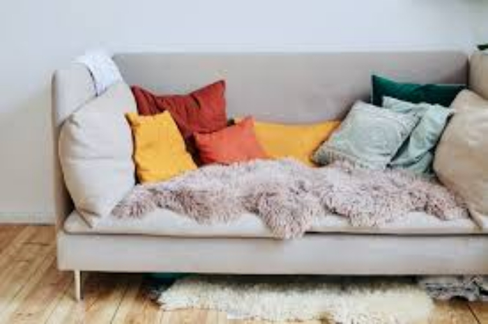 cara pilih bantal sofa