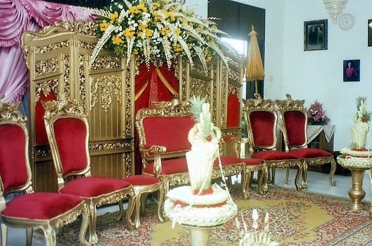 Kursi Pelaminan yang Cocok Untuk Pernikahan Adat Jawa